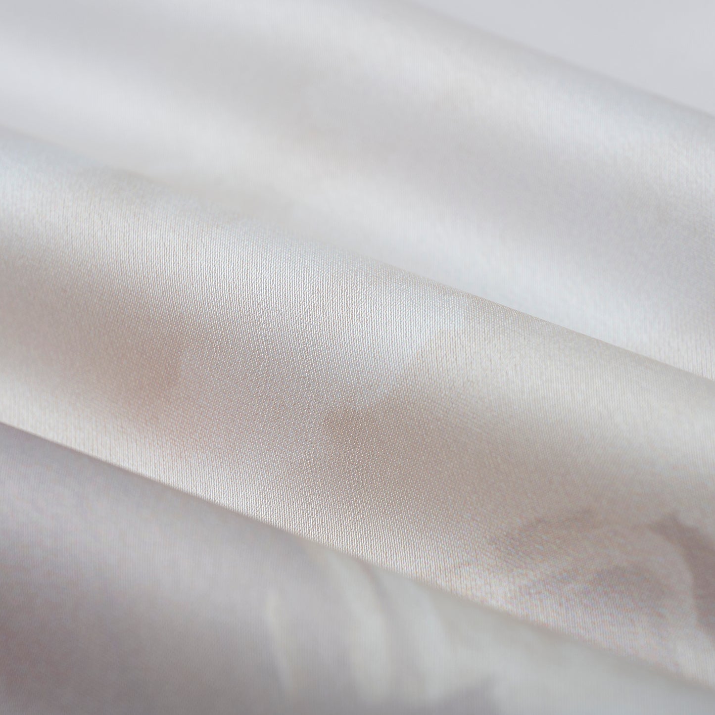 Knots Of Sand Silk Shorts