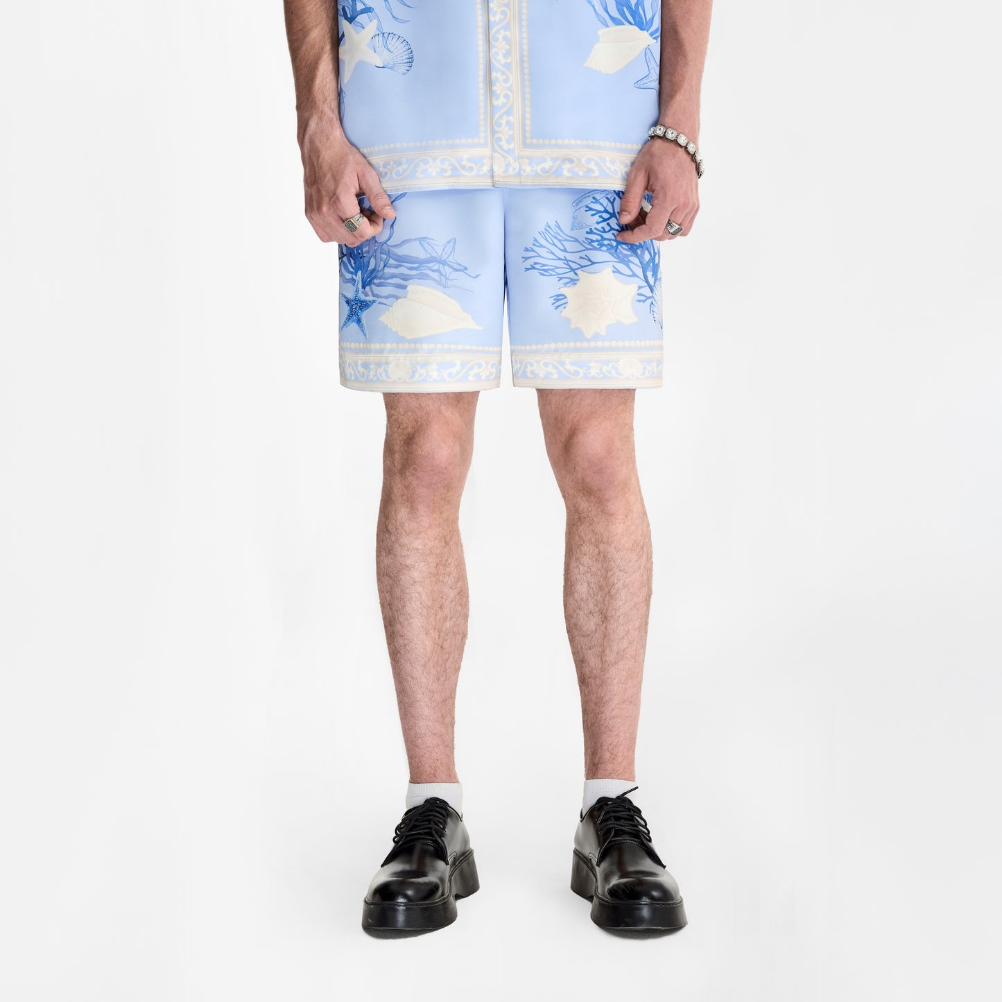 Quần short lụa xanh Coraline Rococo